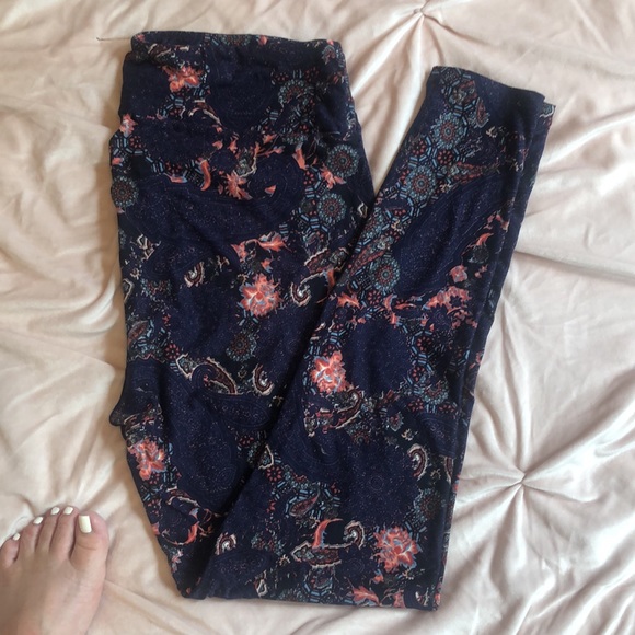 LuLaRoe TC2 Leggings Buttery soft BN - Picture 4 of 10